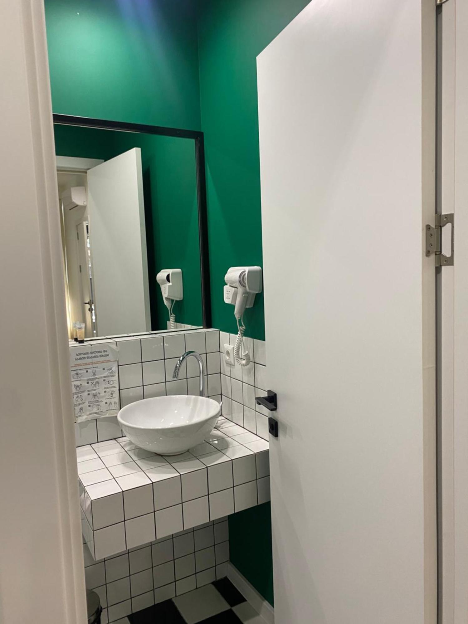Vere Side Hotel Tbilisi Bagian luar foto