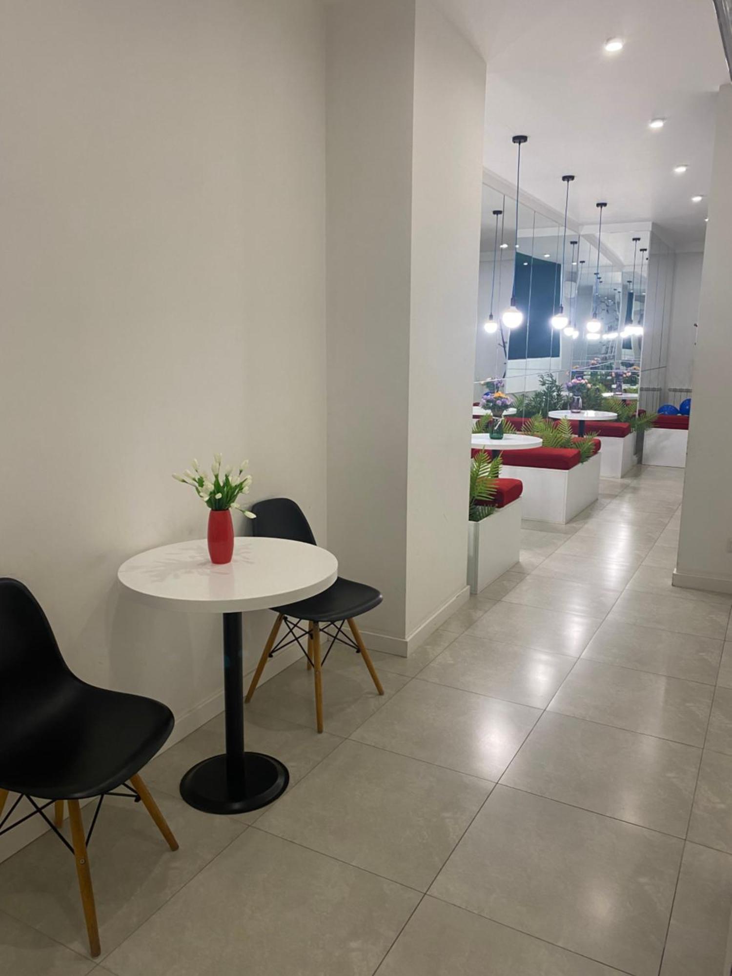 Vere Side Hotel Tbilisi Bagian luar foto