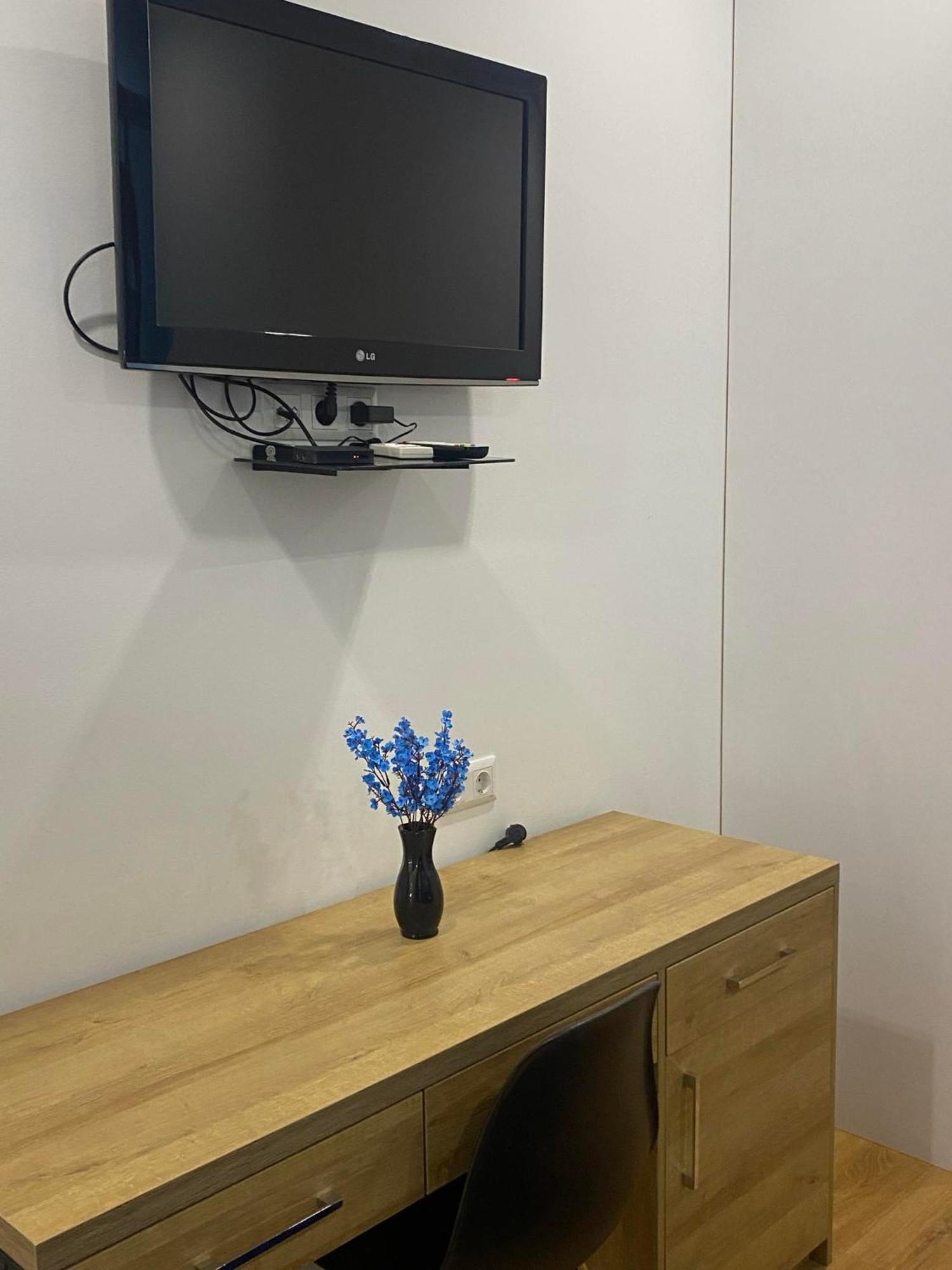 Vere Side Hotel Tbilisi Bagian luar foto