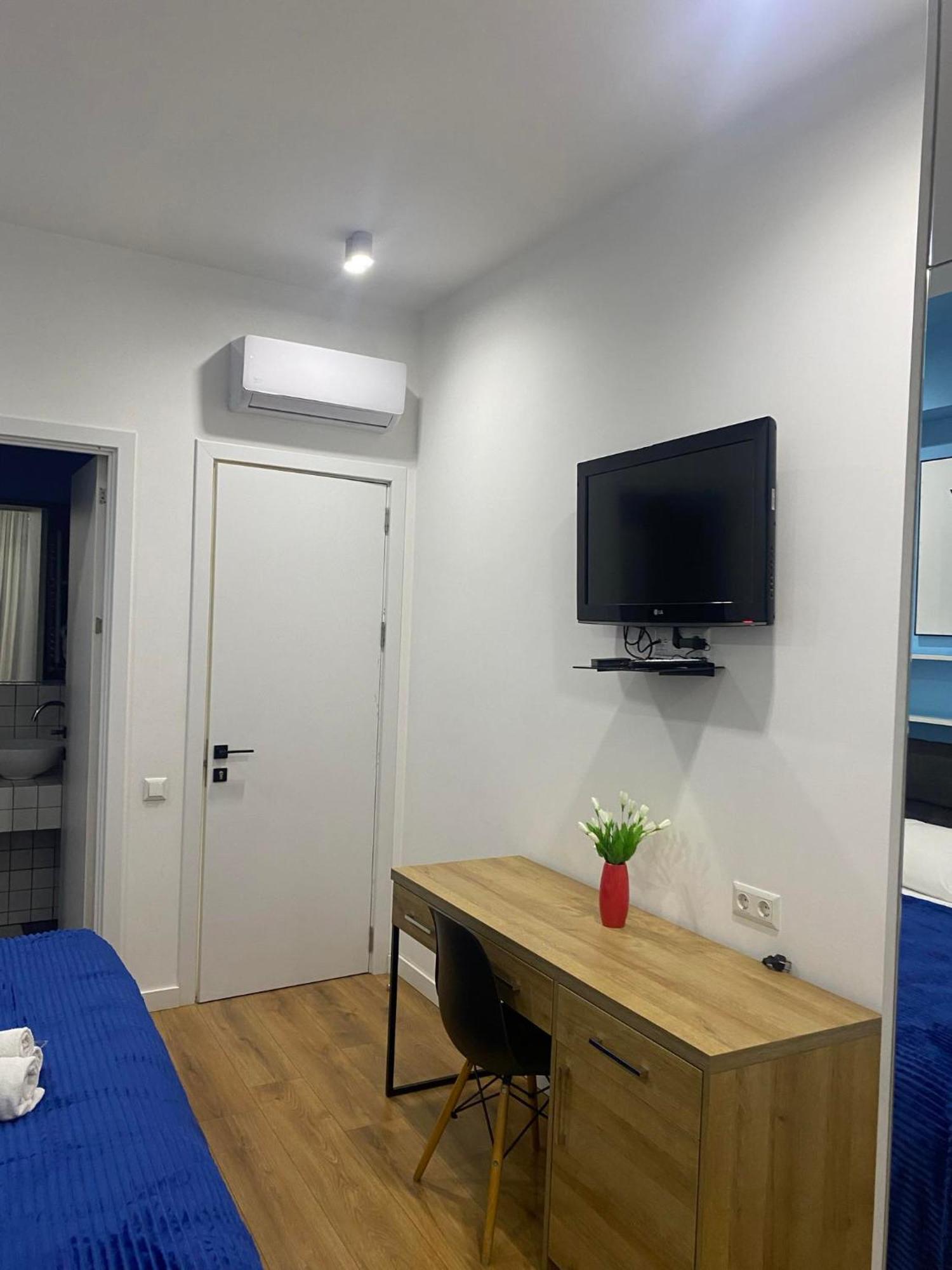 Vere Side Hotel Tbilisi Bagian luar foto