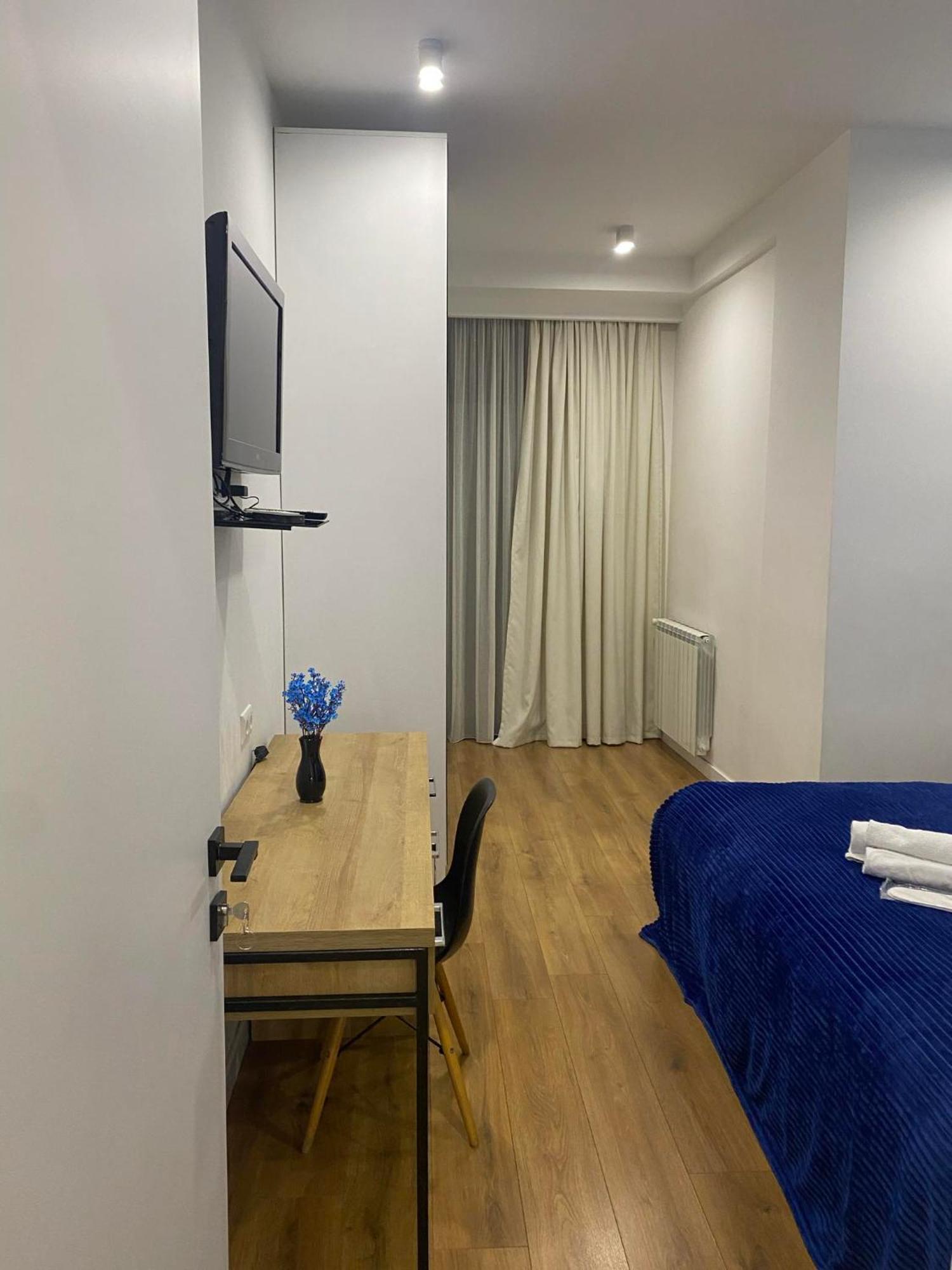 Vere Side Hotel Tbilisi Bagian luar foto