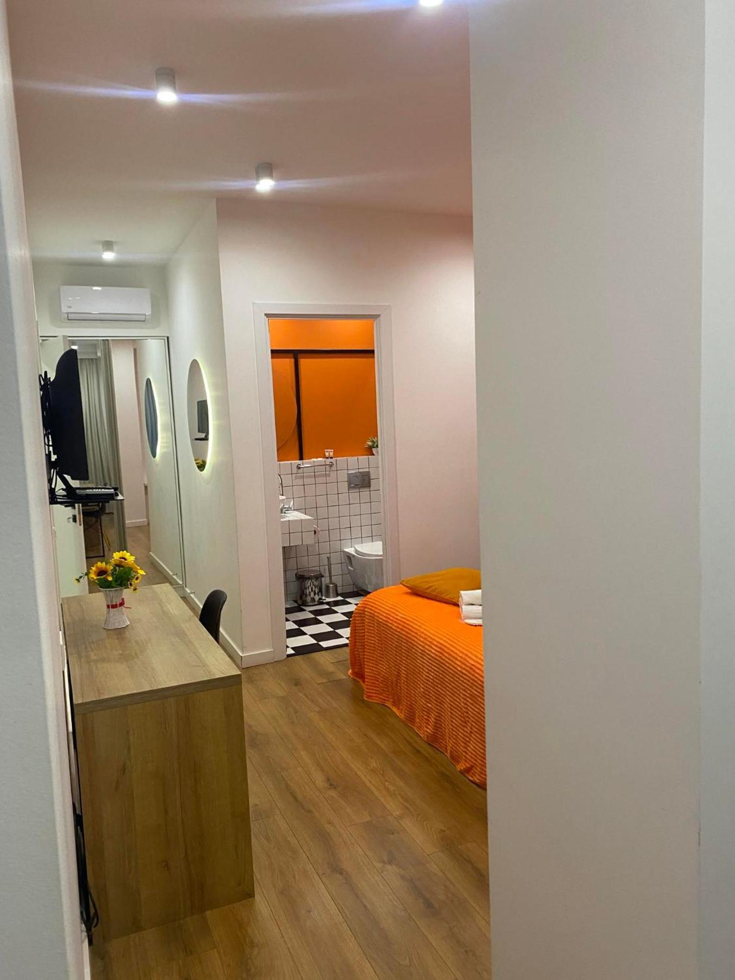 Vere Side Hotel Tbilisi Bagian luar foto