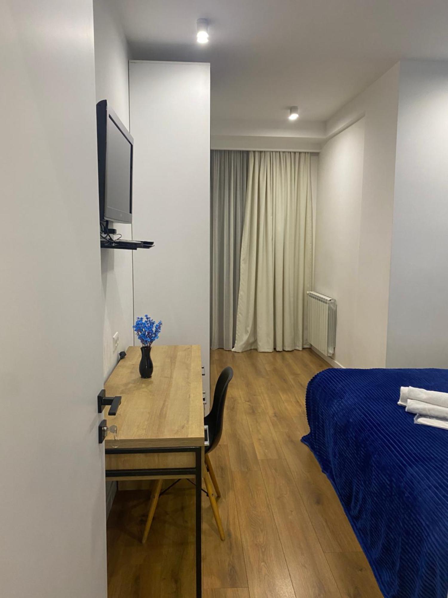 Vere Side Hotel Tbilisi Bagian luar foto