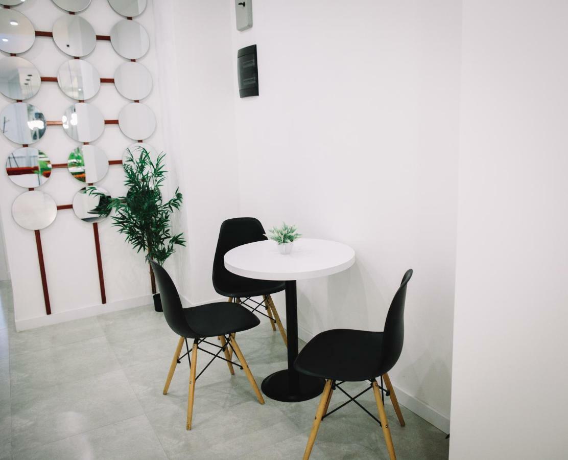 Vere Side Hotel Tbilisi Bagian luar foto